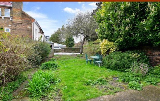 Quantock Vicarage 1 Apartment *