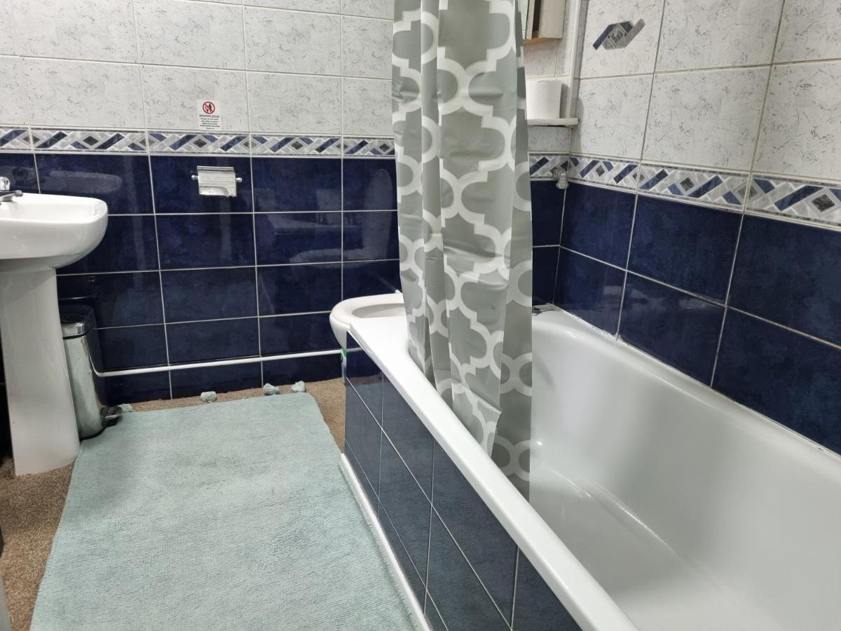 Quantock Vicarage 1 * Rochester (Kent)