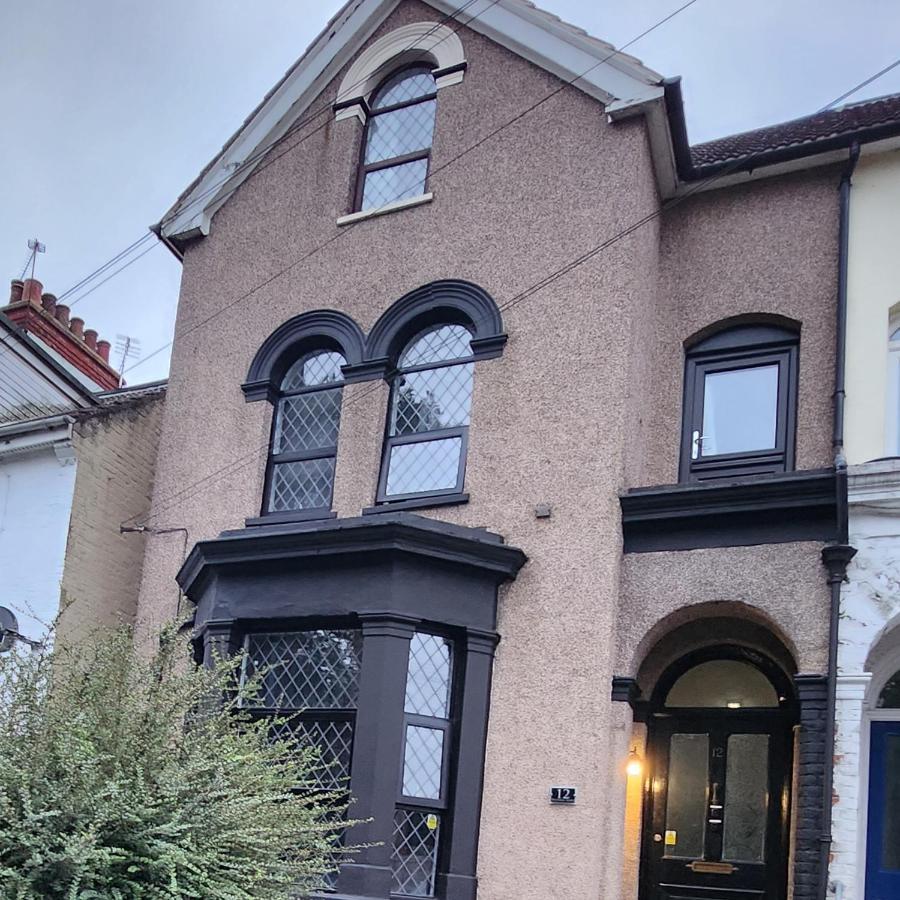 Quantock Vicarage 1 Apartment Rochester (Kent)